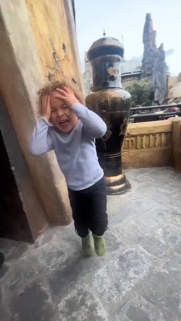 这小脑袋瓜真弹啊