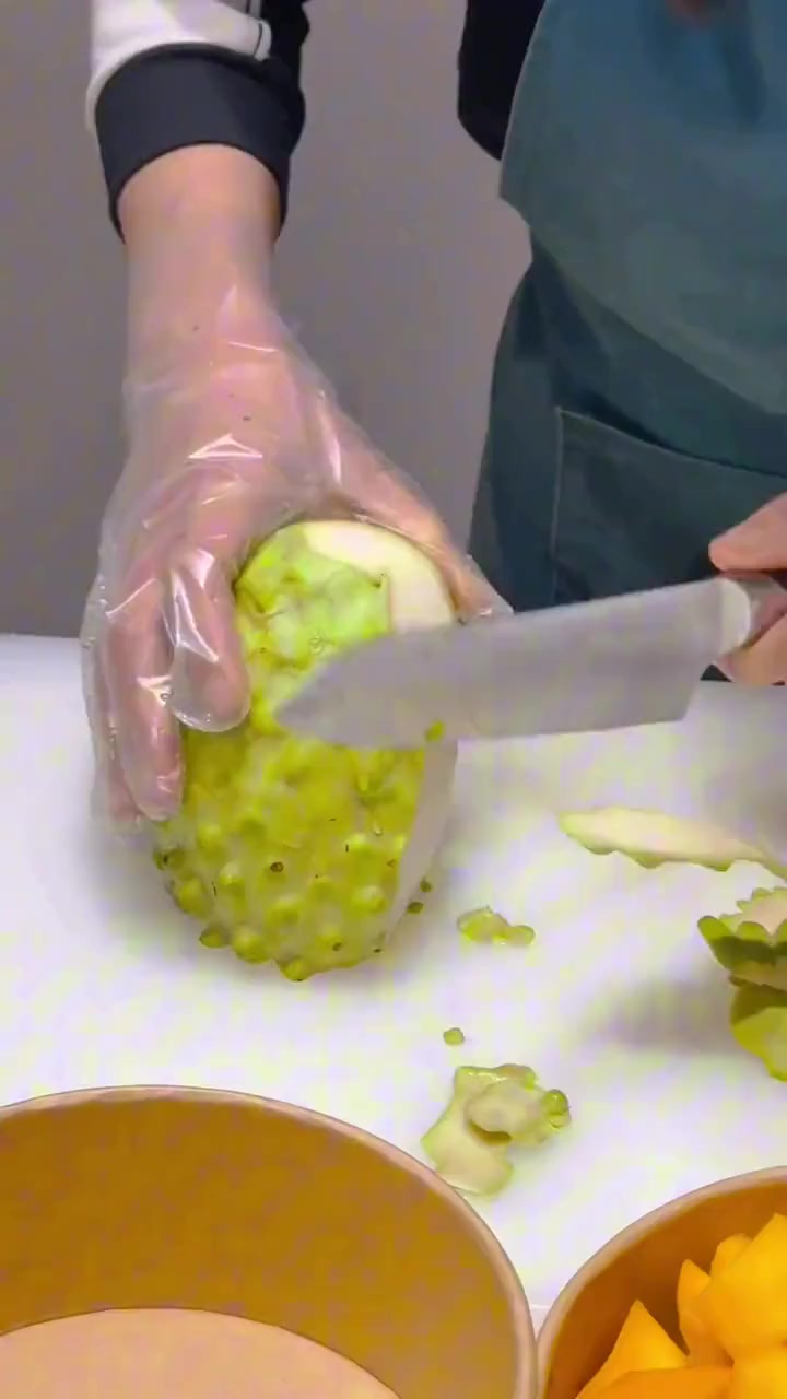 第一次见！这是什么果？好吃吗？