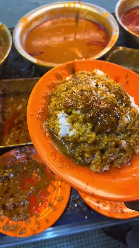 印度风味咖喱饭 金黄遍地差个蛋