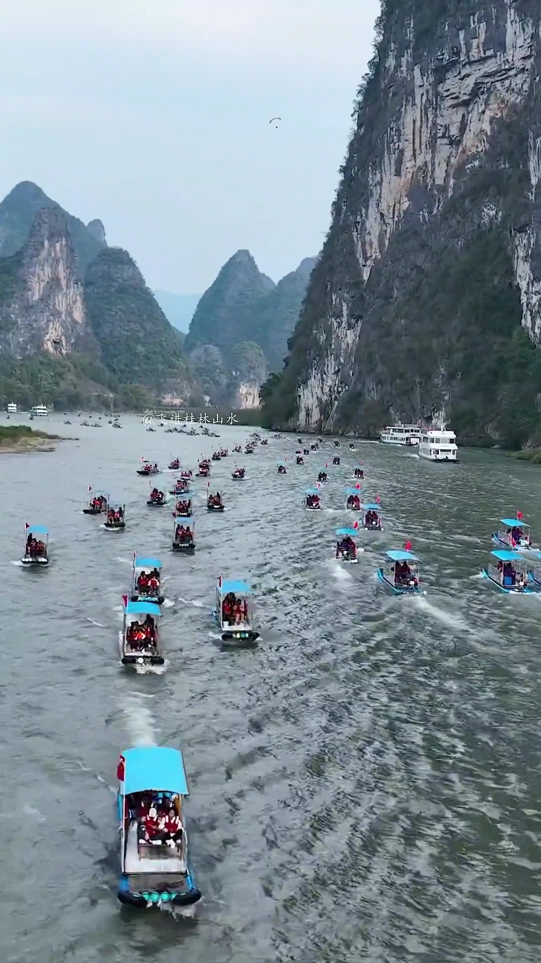 不知道的还以为周瑜正在调集江东水军攻陷水泊梁山了