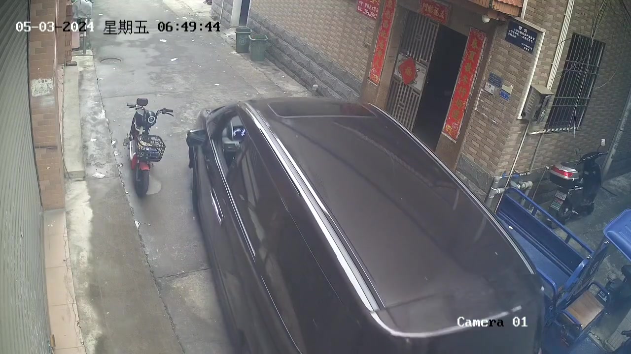 都停一边不行吗。非得两边停。