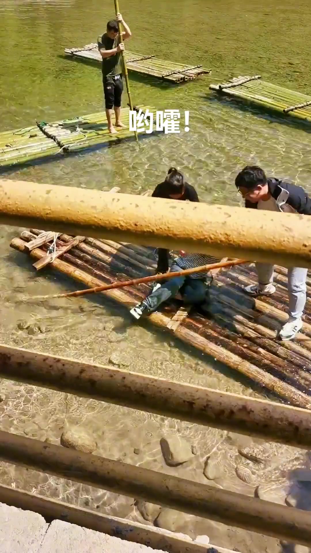 这晕水的人 还真不适合在水里玩…