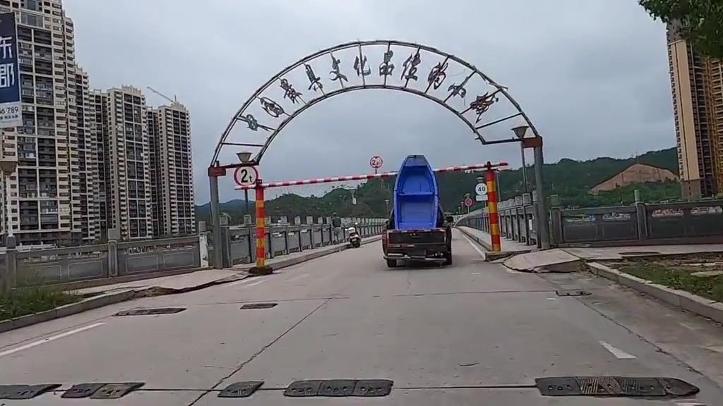友谊的小船，说翻就翻