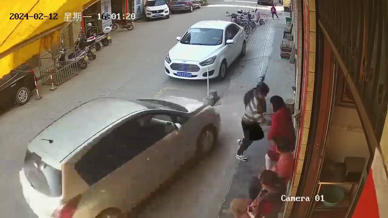 差点毁了整个村的情报中心