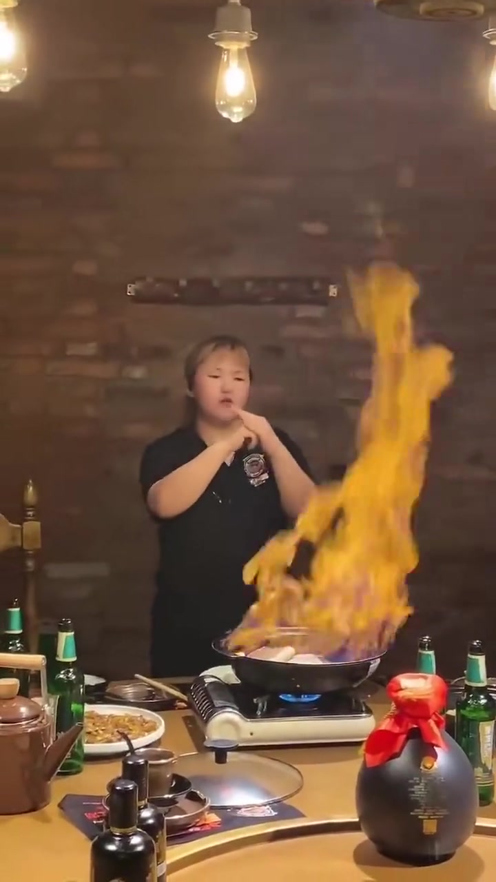 她都说了点什么