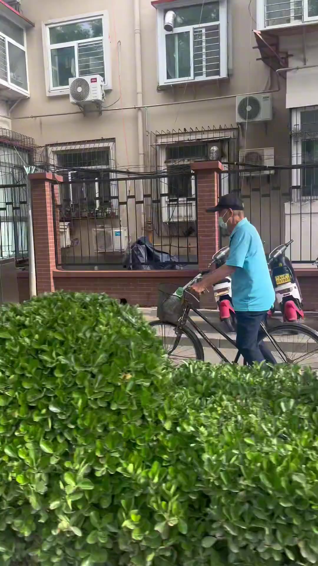 石家庄大爷有自己的锻炼方式