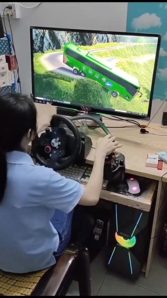 上车10个人 下车10只魂