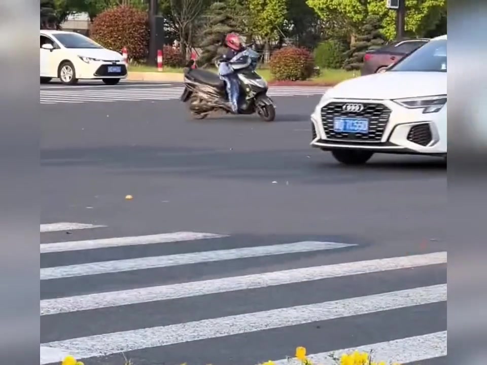 啥情况？生出器灵了？
