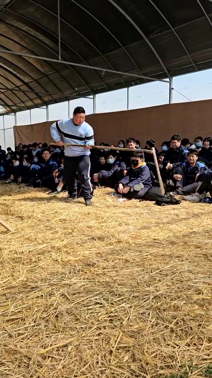 还有人认识这个是怎么使用的吗