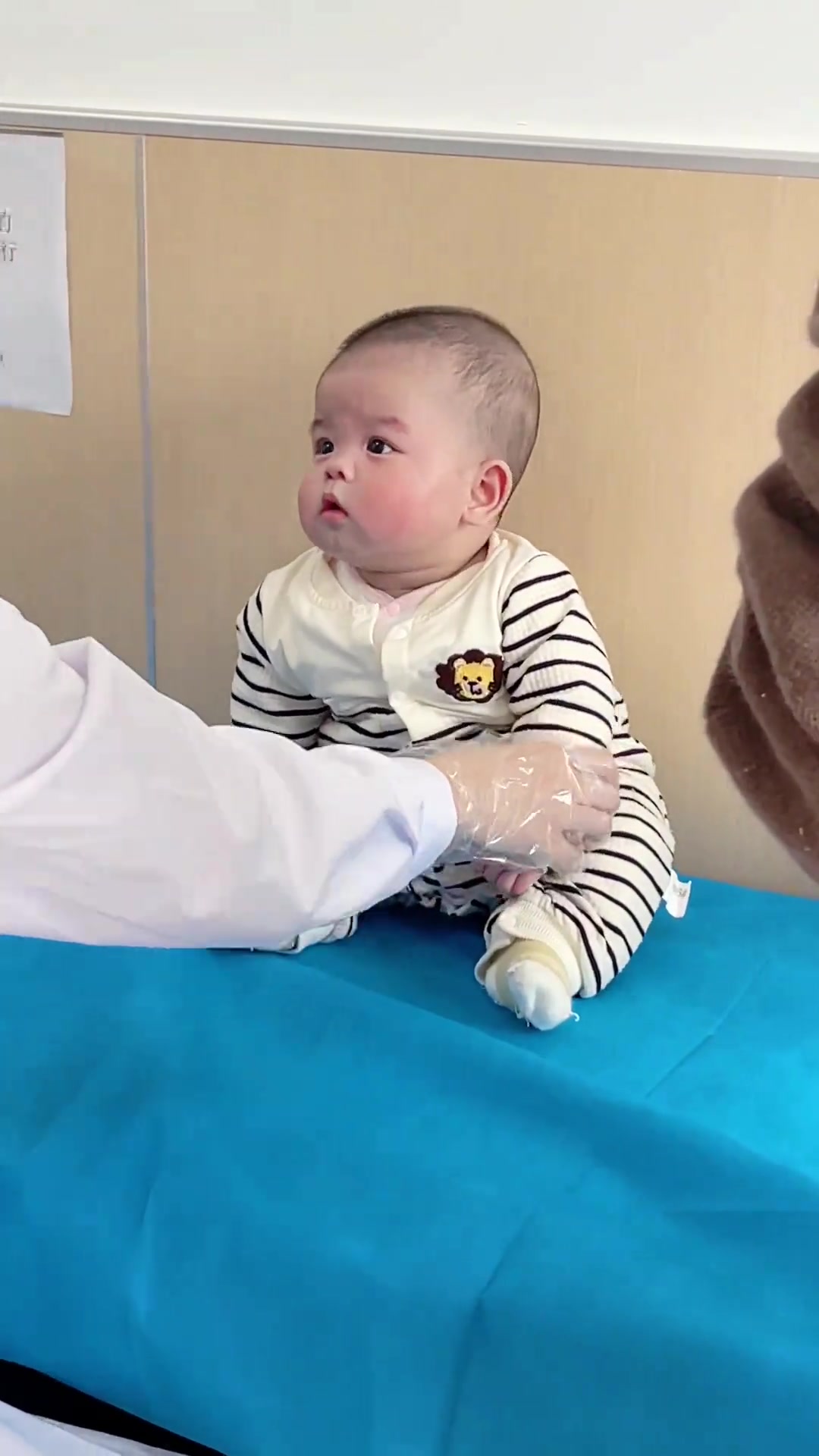 我们也来体检啦 抽三管 不哭不闹的勇士！ ！