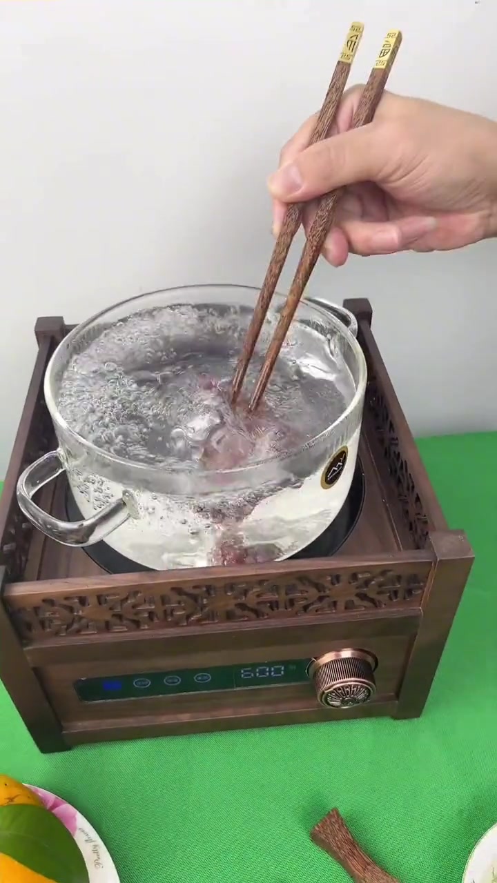 第一次见用清水烫牛肉的，这样能好吃吗？