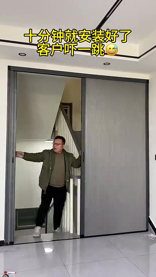 这门看起来怎么这么不牢固，有土木老哥知道吗？