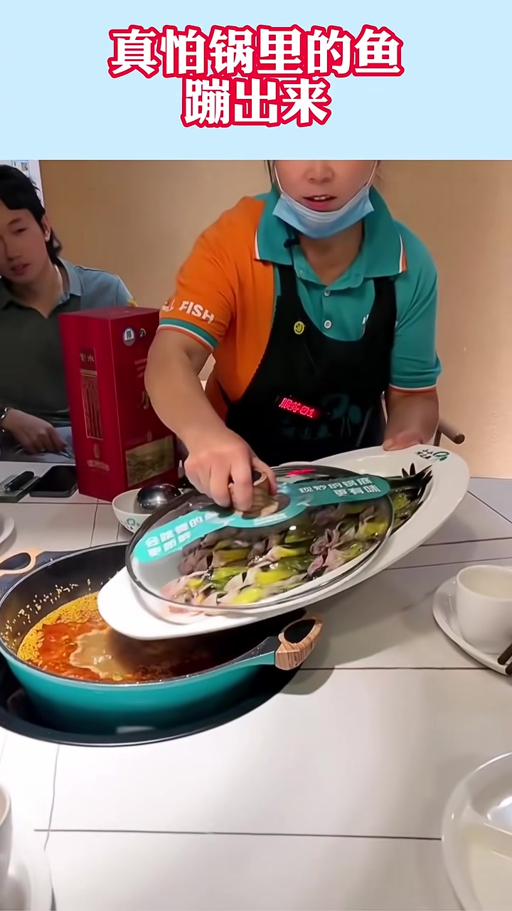 这鱼杀了这么久还会蹦吗？有无知道的吧友说下为什么？