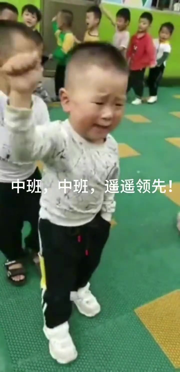 那年我单手插兜，已是这个年龄段天花板……