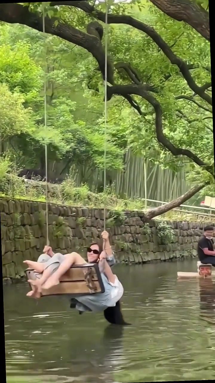 完啦，你坠入爱河啦