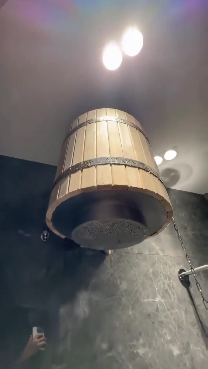 这玩意是冲澡用的吗？看着好费水