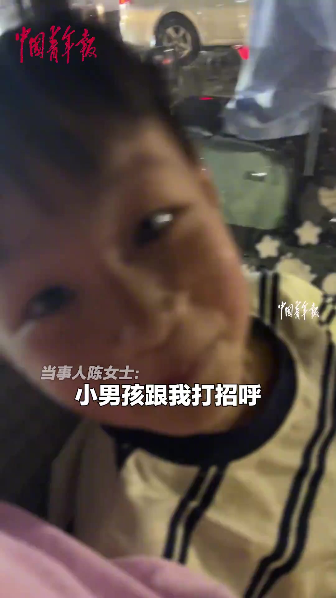 暖心一幕！