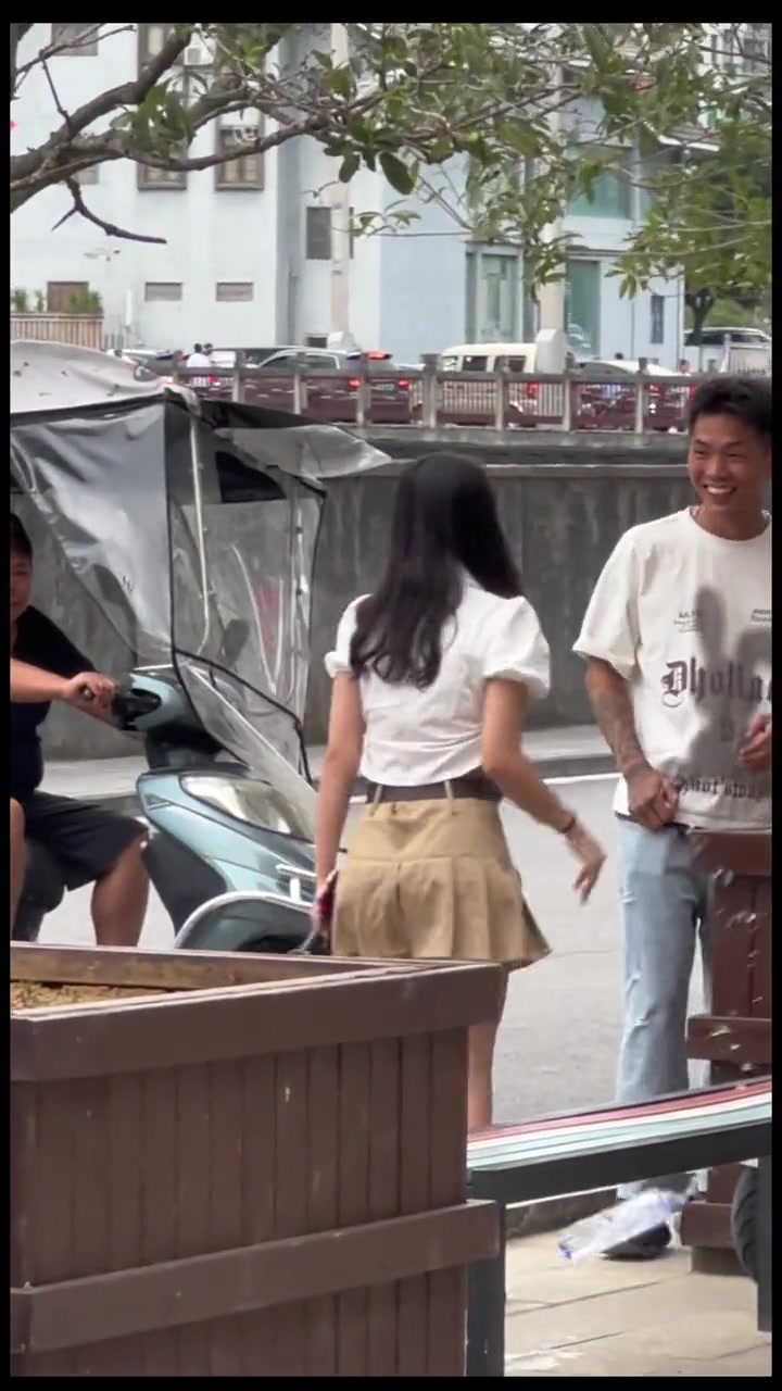 嘿嘿，瓶子归我了