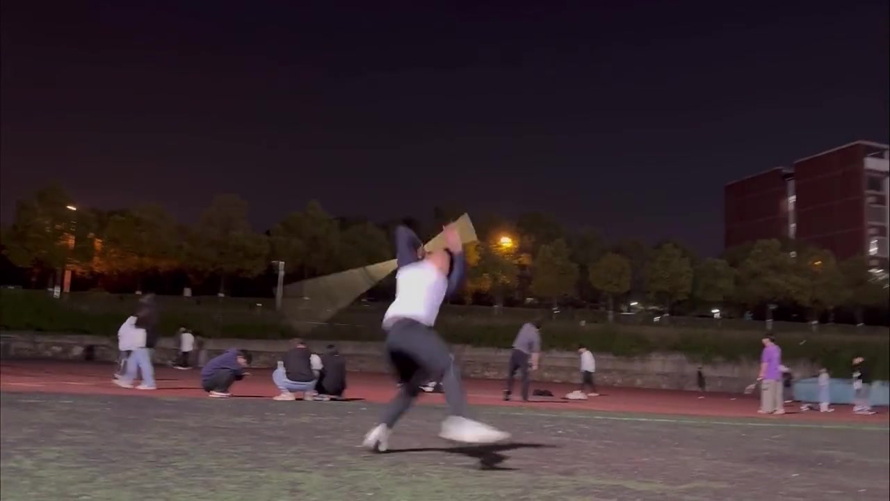 土地公还不出来吗