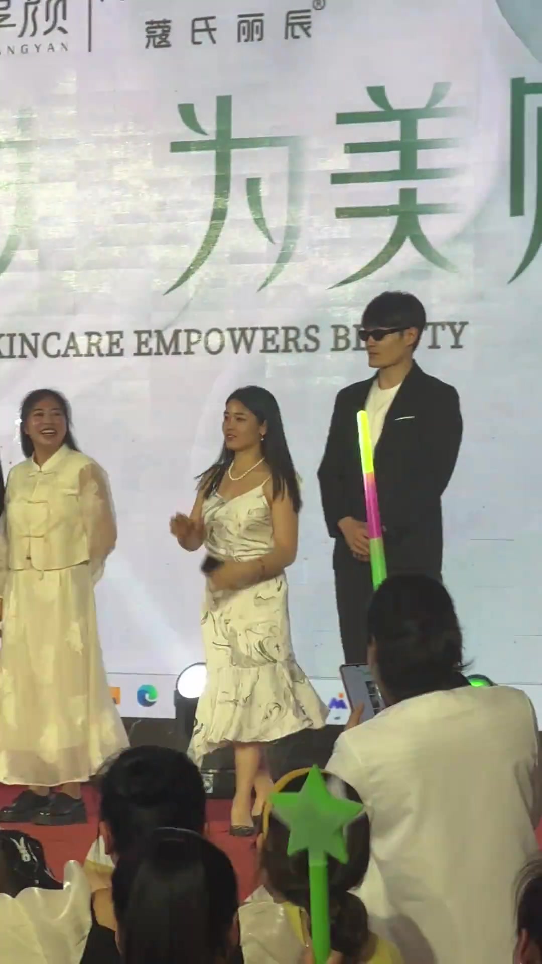 看的出来她是真喜欢这个男生
