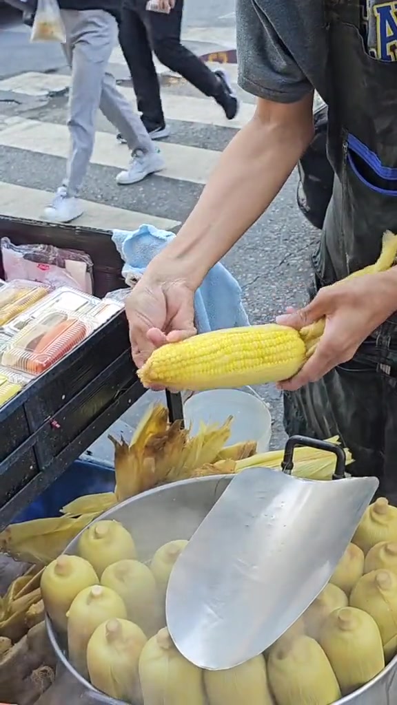 玉米香甜软糯，想问下刀在哪买的？
