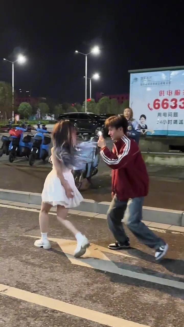 原来网红视频是这样拍出来的啊，和现实差距大吗？