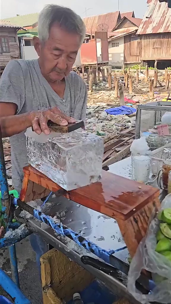 这没有科技狠活，甚至冰块还水洗了一遍
