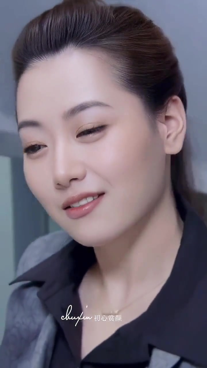白冰的脸+身材 谁看了不流口水
