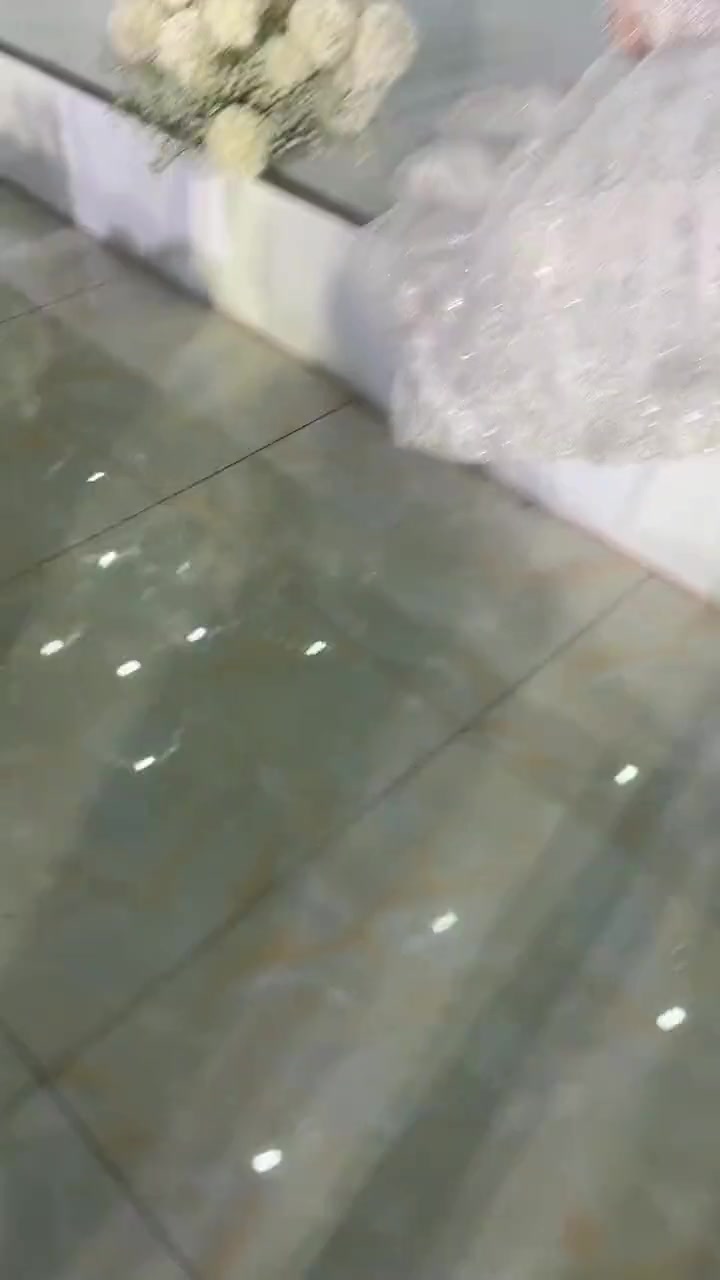 这小伙太拼了
