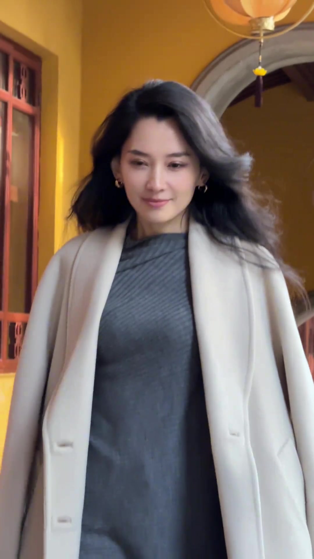 这身材有比章子怡好么？汪峰新女友森林北