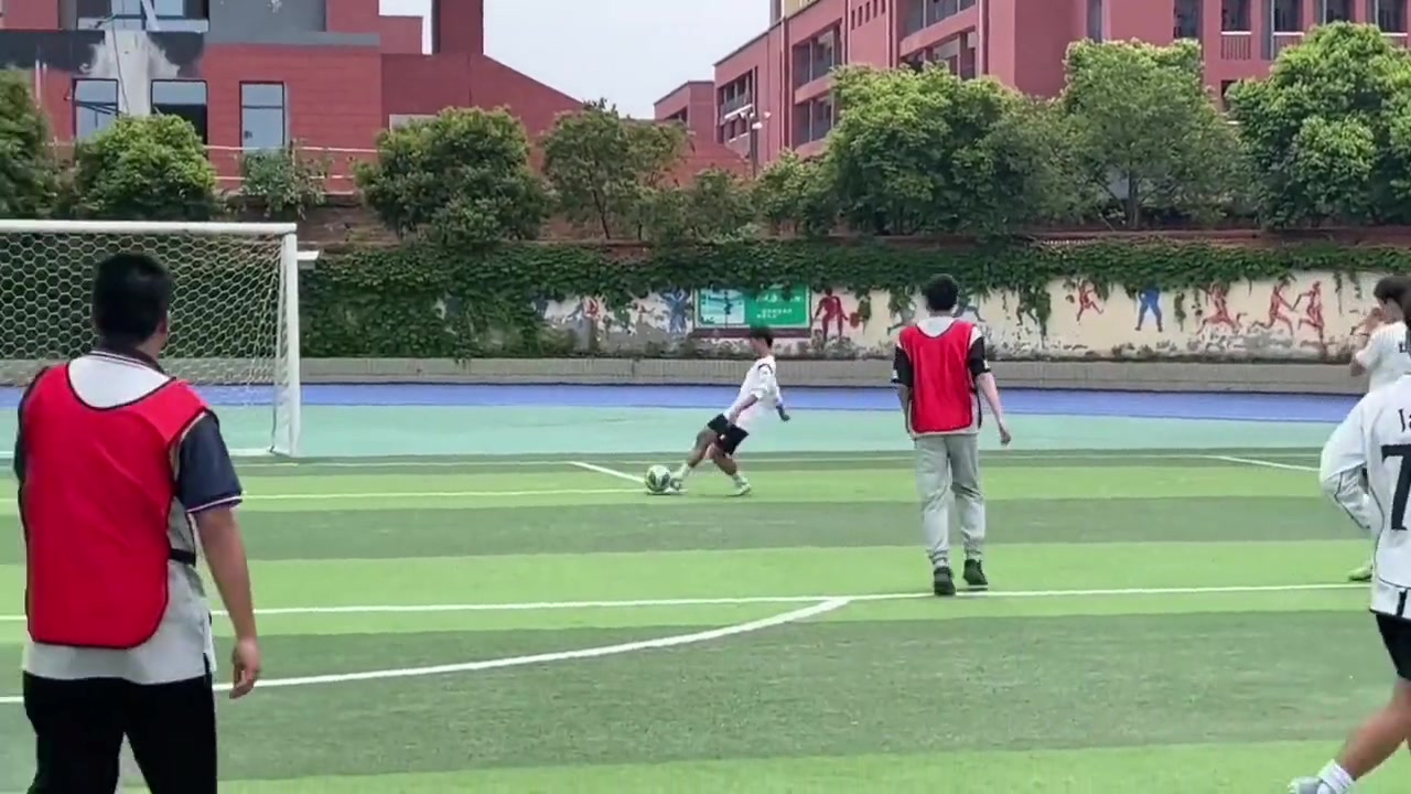 这不得吹个几学期