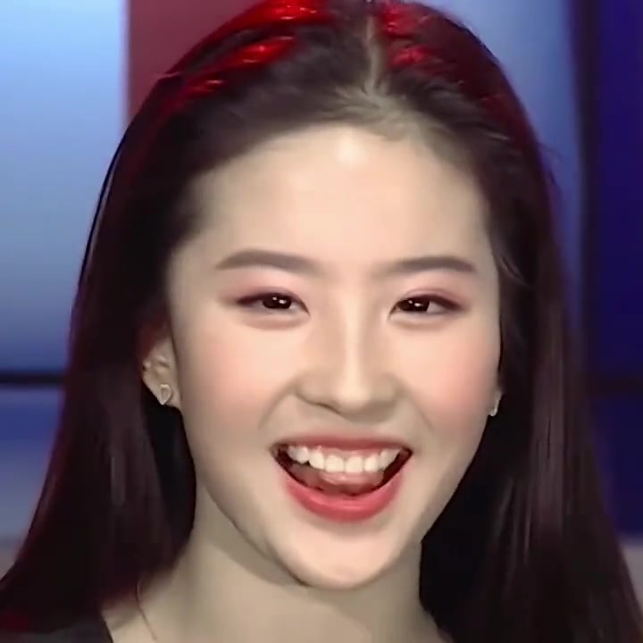 刘亦菲这神仙颜值！看起来真的不会老啊