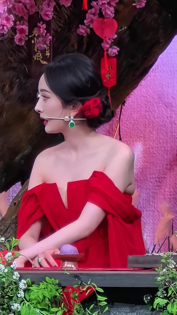 这个视角看杨幂，真的绝了呀！！