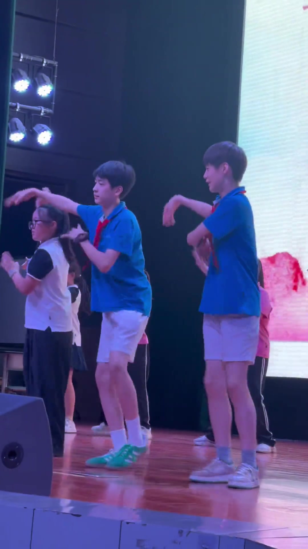 这样的六一儿童节表演我愿意天天看！