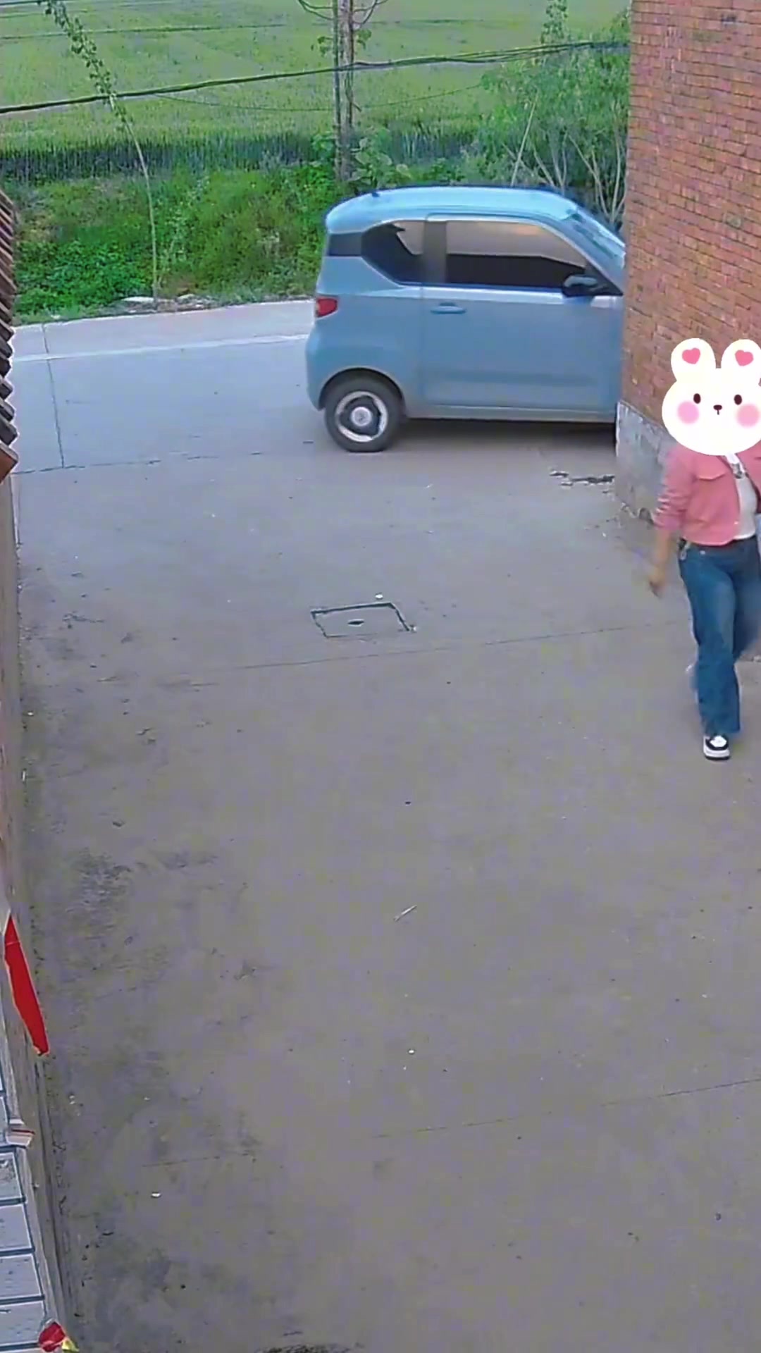 这车不错，还会自动泊车！