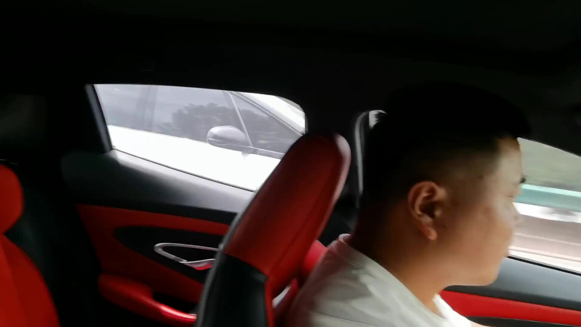 被“和谐号”超车，你也不亏！