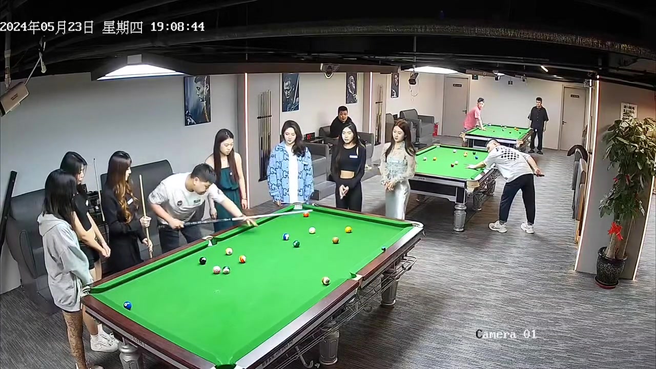我找到了最适合我打台球的地方