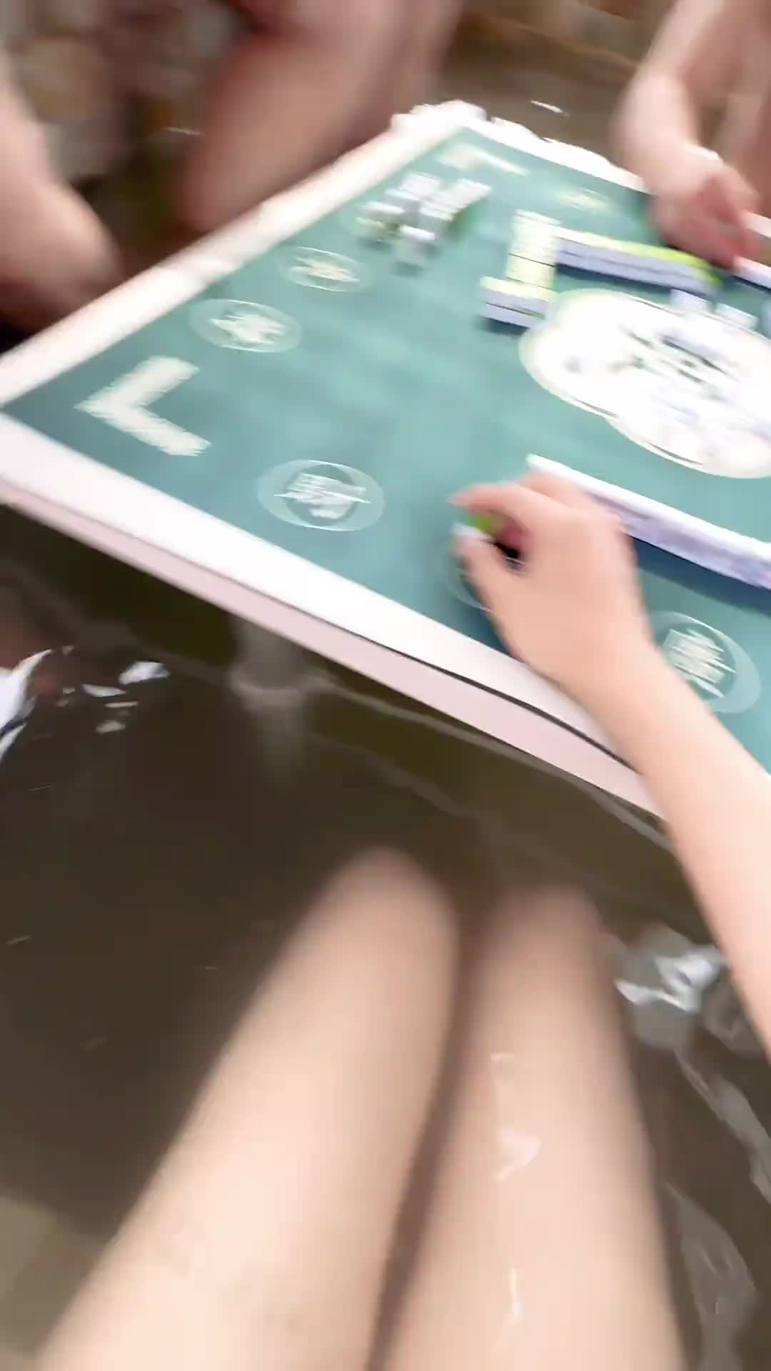 夏日炎炎！何不来一桌水里的麻将呢？