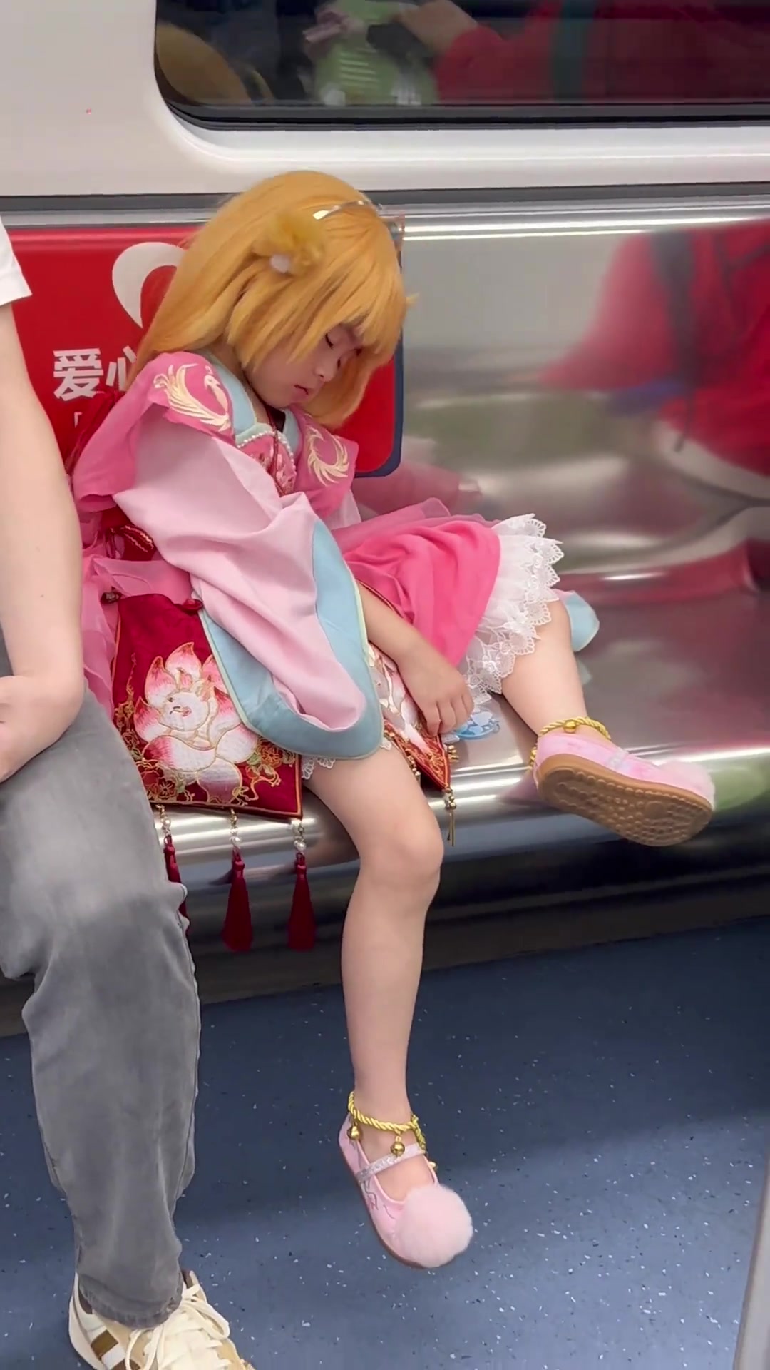 年轻真好，倒头就可以睡