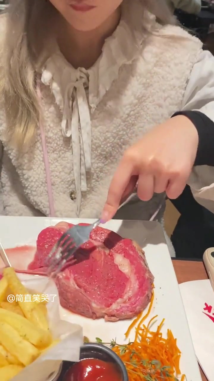 这么生的肉真的好吃吗？