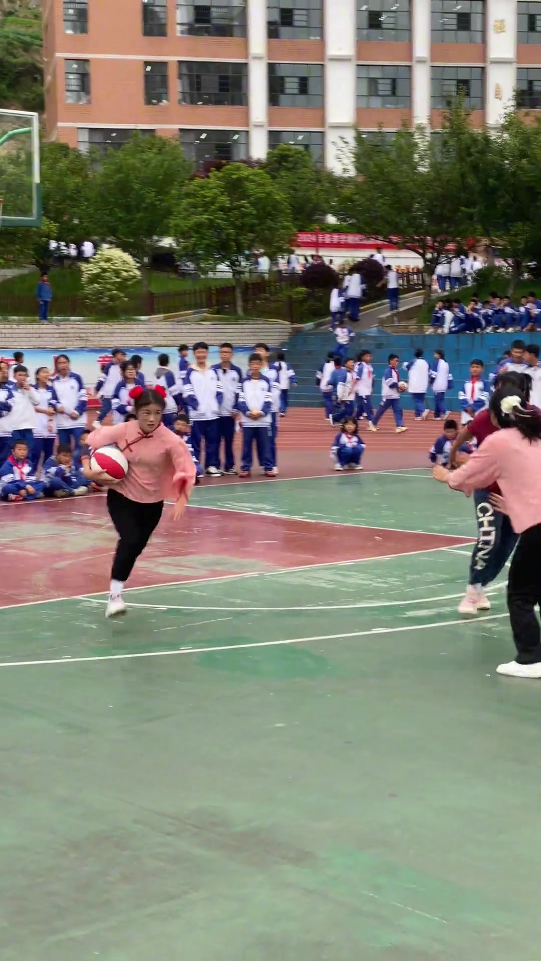 如果打正规比赛，进攻有那么流畅就完美了