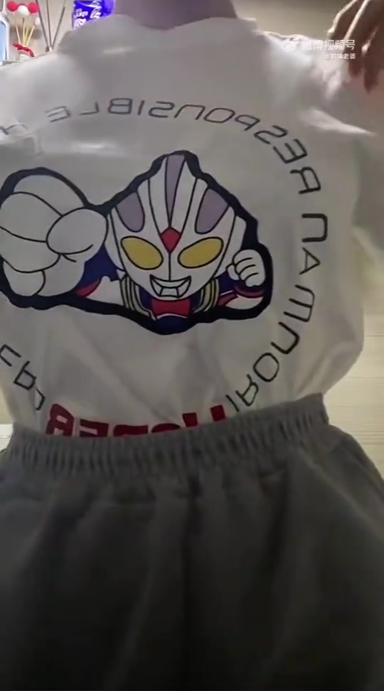 这衣服要是没电了，该怎么办呢？