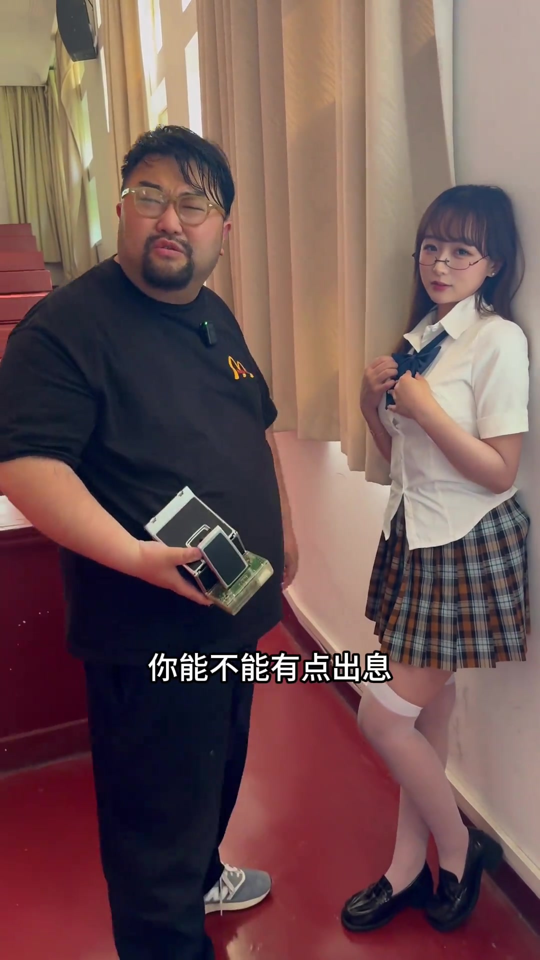 妹子是真会撩啊，又是羡慕摄影师的一天