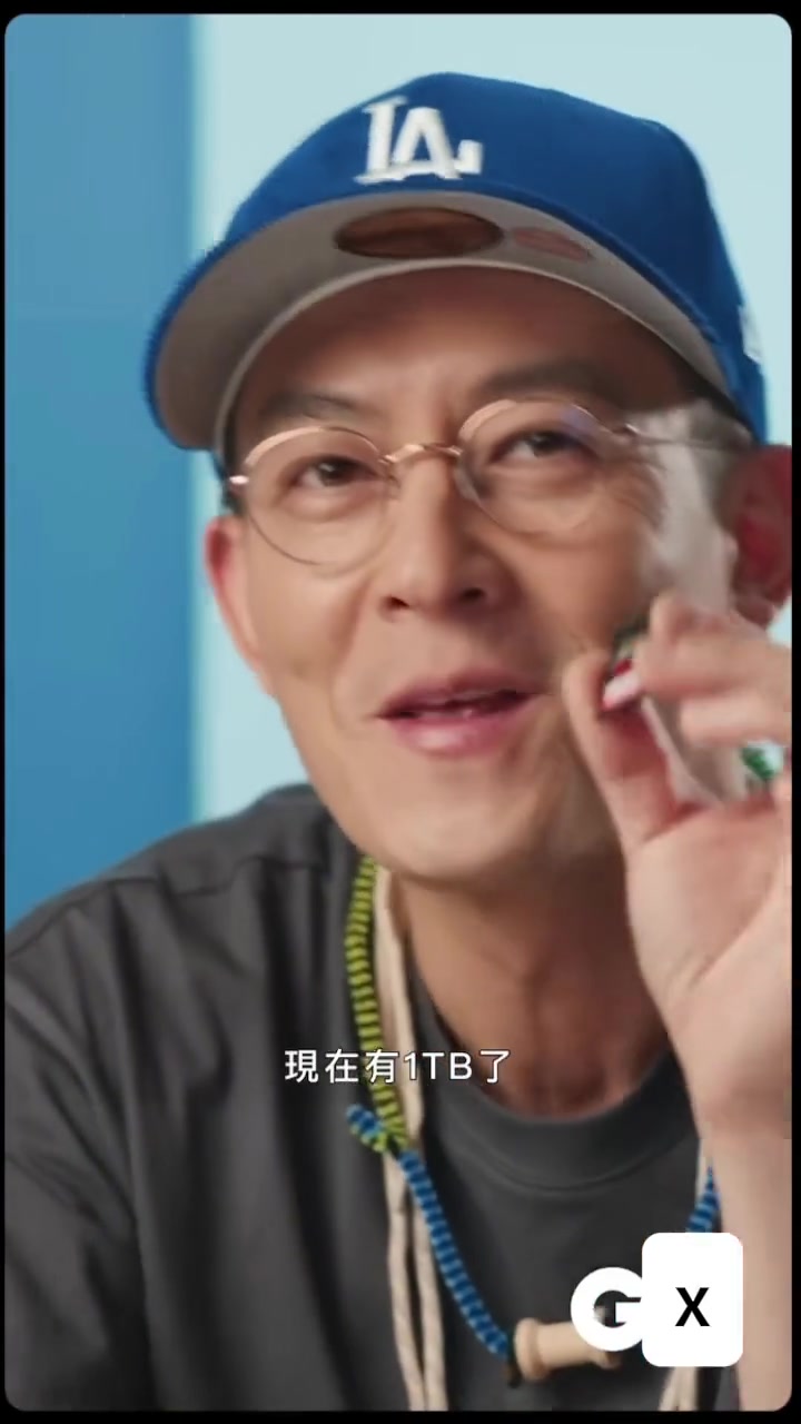 当冠希哥推销起内存卡 是不是让诸位想到些什么？