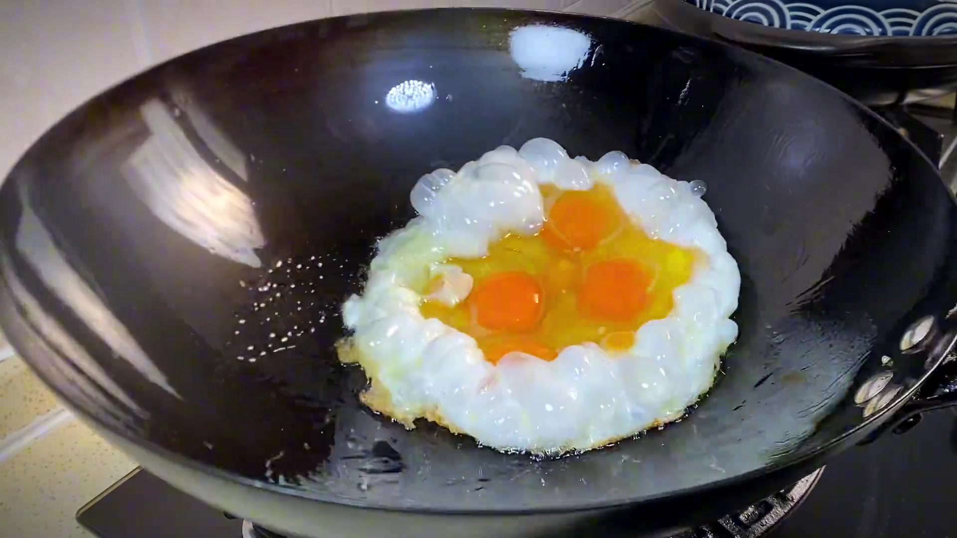 白菜虾仁豆腐汤 一日三餐人间烟火简单而美味 ！