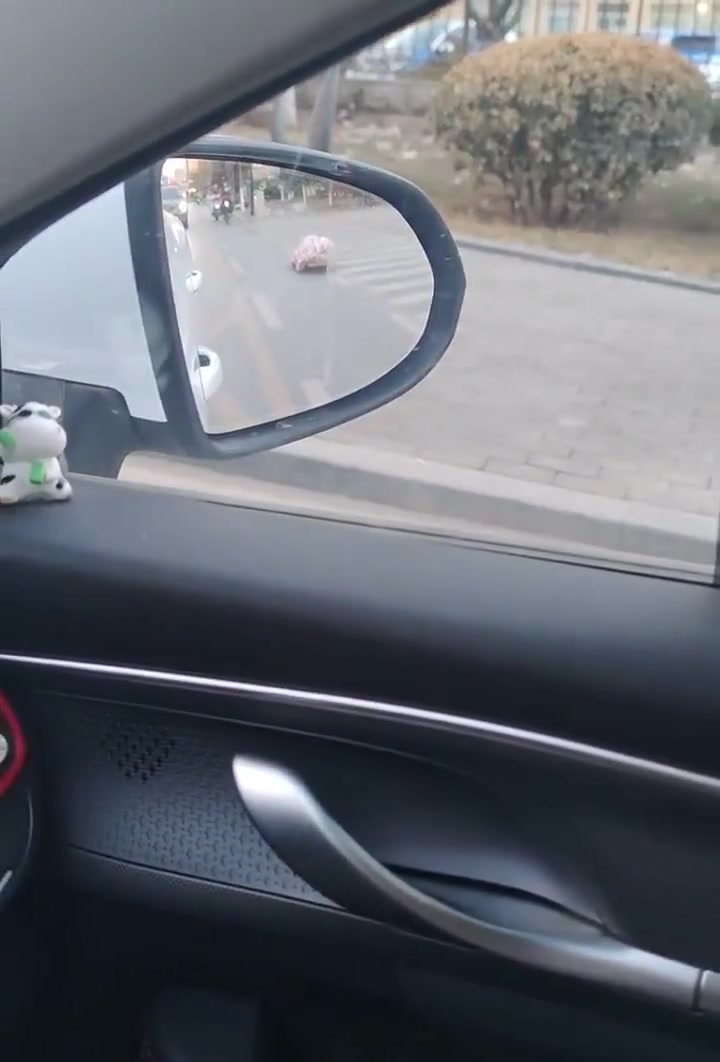 这是不想起床的心达到了顶峰啊，但是不得不出门