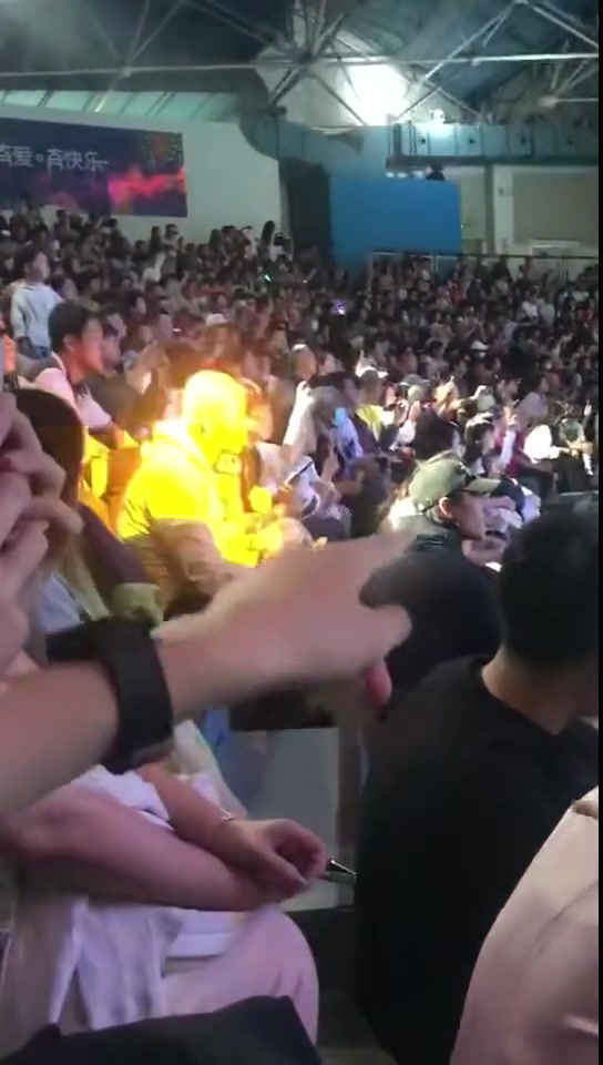 大叔：我是光我是电我是唯一的神话