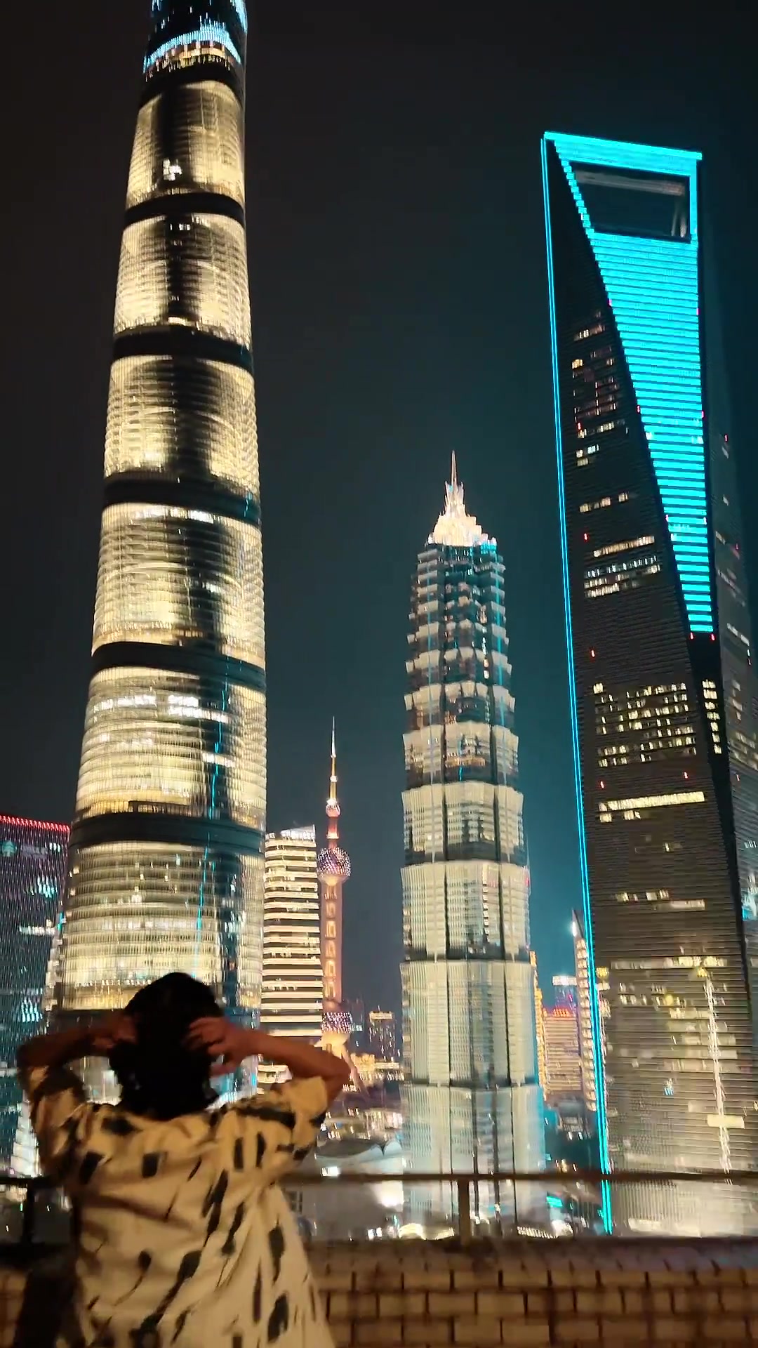 这是一座GDP超4万亿的城市 也是一座可以满足你所有幻想的城市