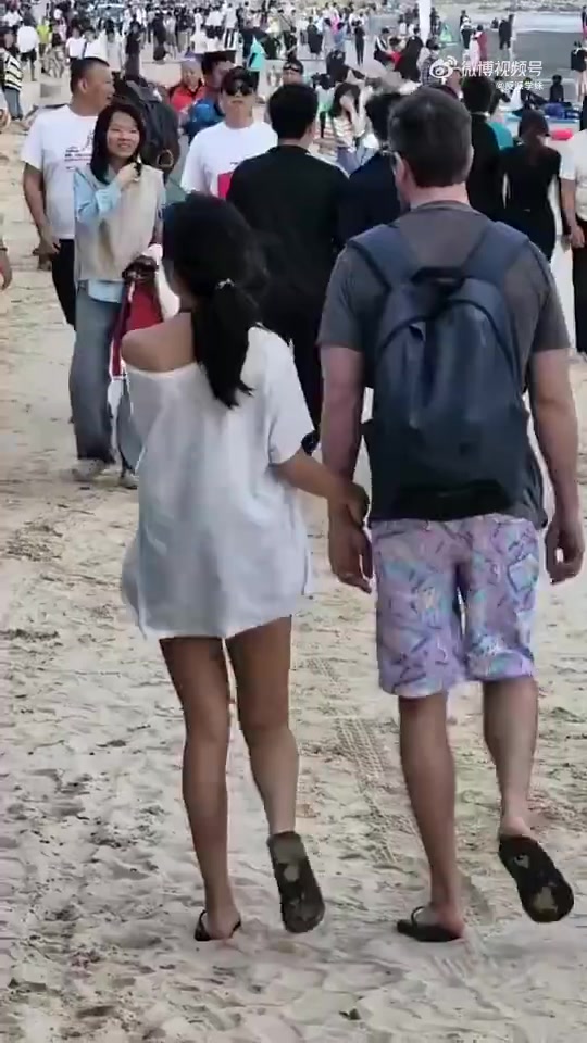 为什么尽是中外搭配呢