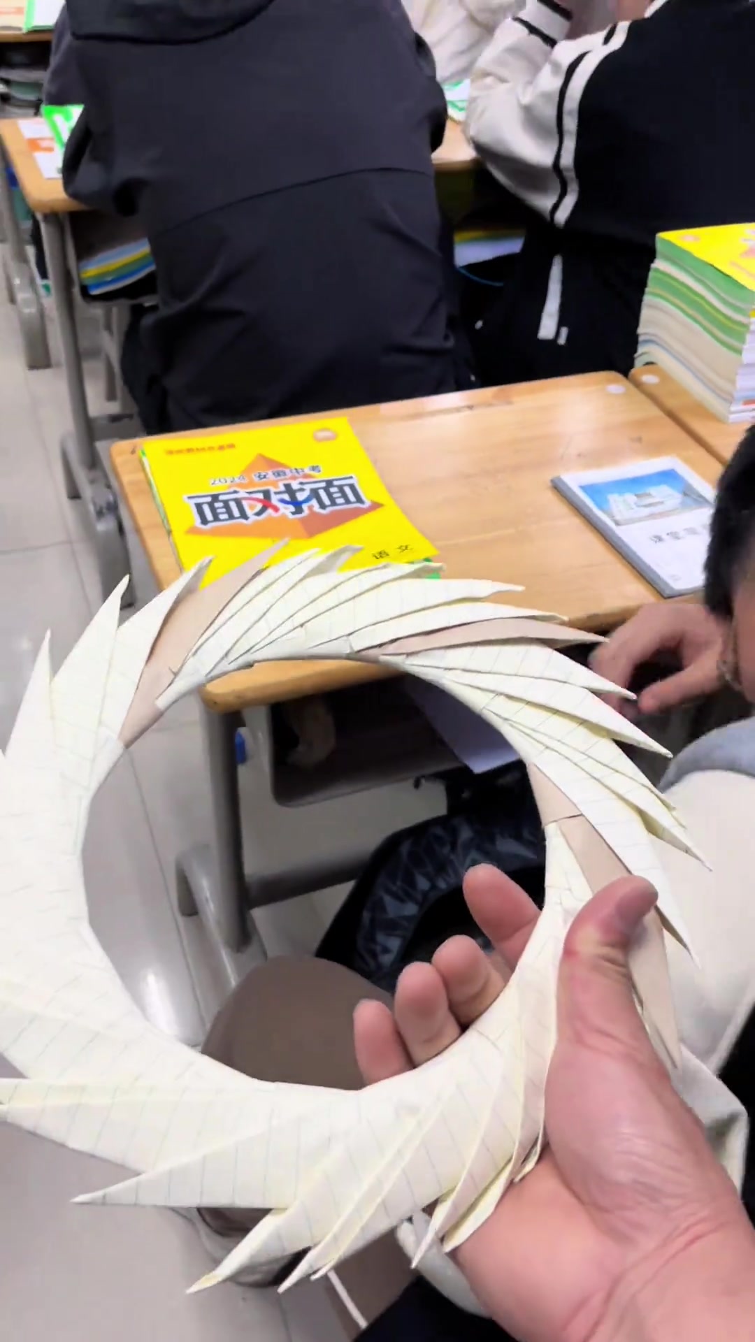 当我掏出如此神器的时候，它的主人害羞的低下了头